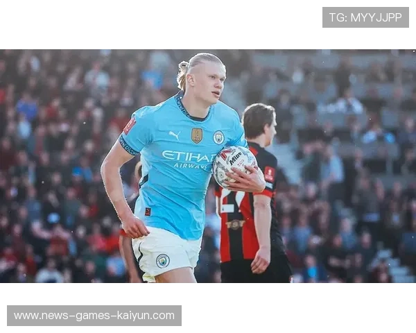 曼城短传连续撕破防线，哈兰德倒地捅射进球